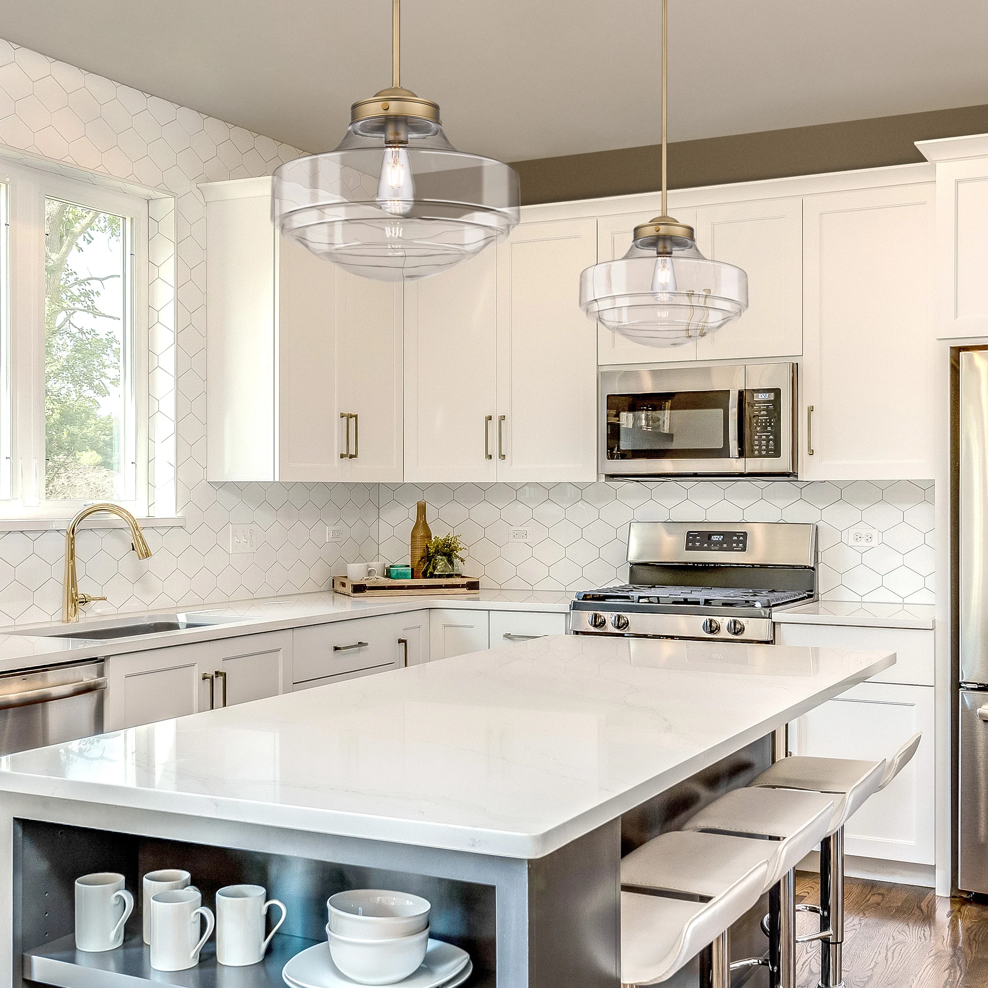 Golden Lighting Ingalls 1-light 16in Pendant in Modern Brass and Clear Glass - Image 2