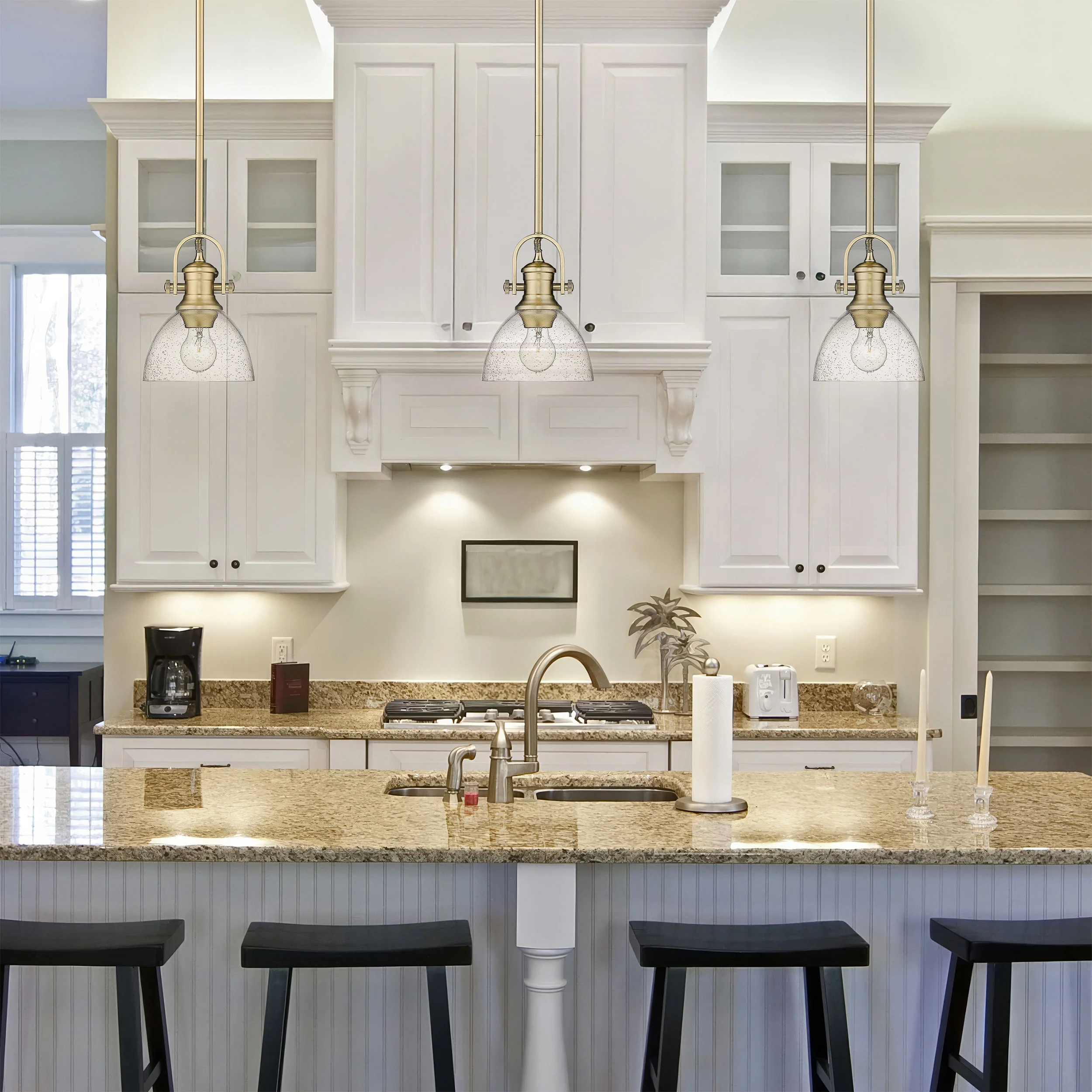 Yep by Golden Lighting Hines 1-light 7in Pendant in Brushed Champagne Brass and Seeded Glass - Image 2
